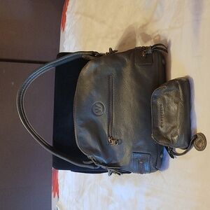 wanderers travel co leather bag